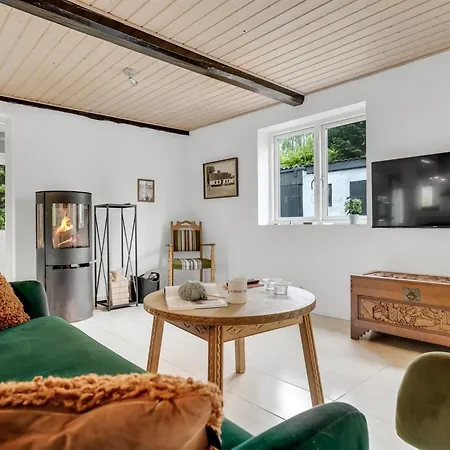 Onida - 5-5km From The Sea By Interhome *
